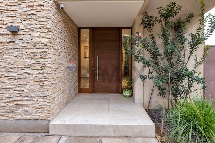 Moderna casa en lo barnechea con gran vista - Imagen 2