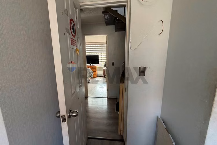 Amplia casa de 3 pisos en altos de quilicura - Imagen 26