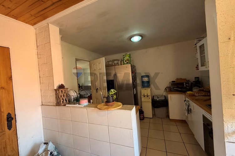 Amplia casa de 3 pisos en altos de quilicura - Imagen 17