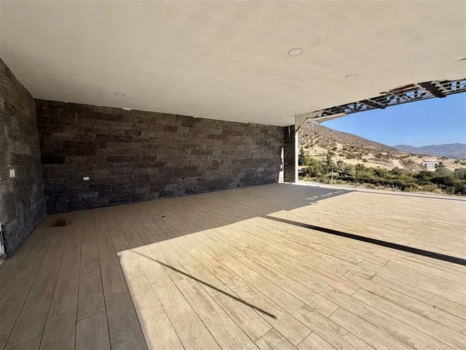 VENTA HACIENDA ENTREVALLES CURACAVÍ CASA 620M2 EN 2HA