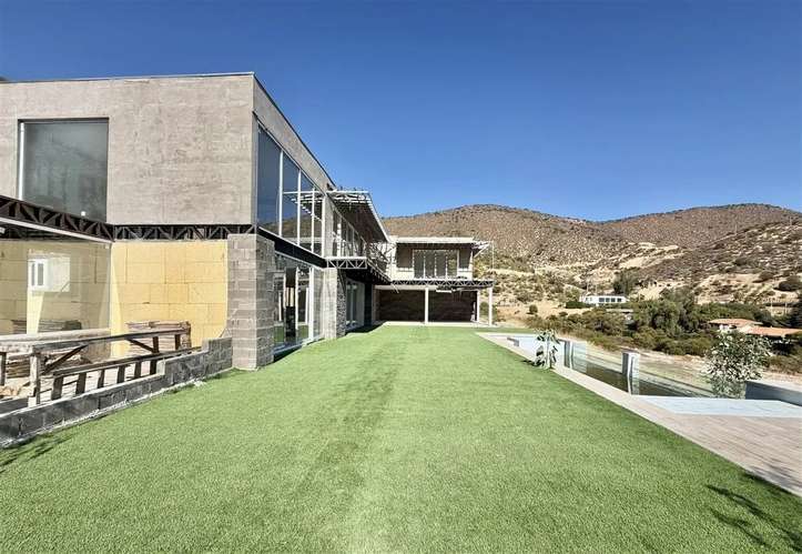 VENTA PARCELA CURACAVÍ 20000M2 5 DORM 7 BAÑOS ENTREVALLES