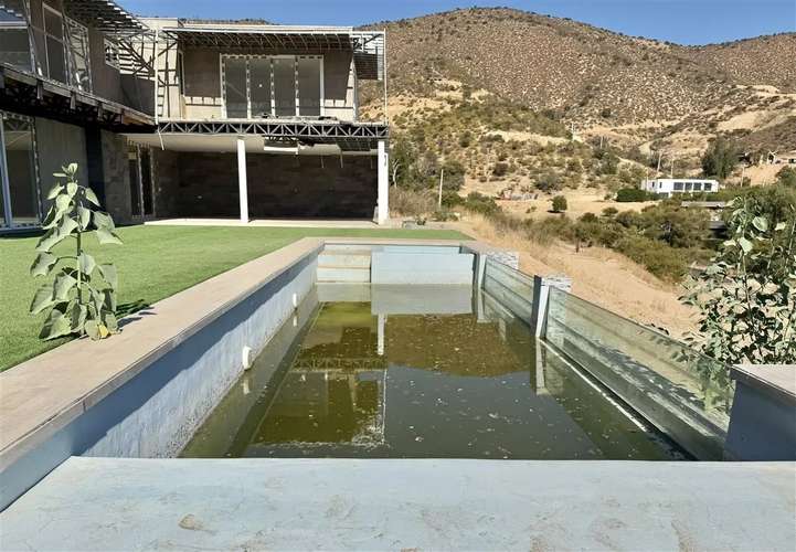 VENTA PARCELA CURACAVÍ 20000M2 5 DORM 7 BAÑOS ENTREVALLES