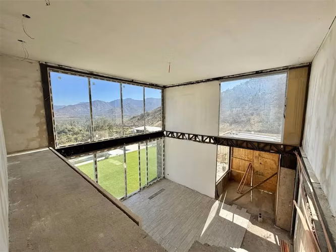 VENTA HACIENDA ENTREVALLES CURACAVÍ CASA 620M2 EN 2HA