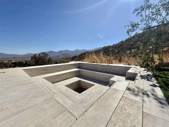 VENTA HACIENDA ENTREVALLES CURACAVÍ CASA 620M2 EN 2HA