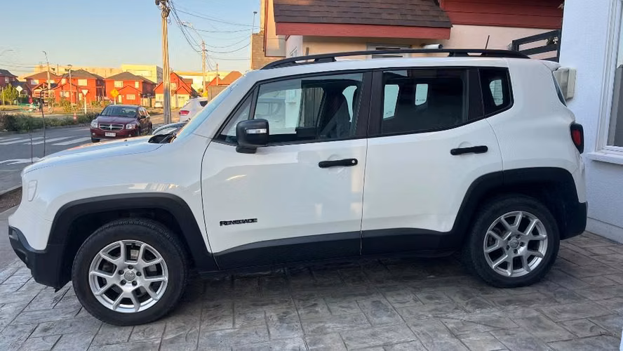 Jeep Renegade 2022 - Imagen 3