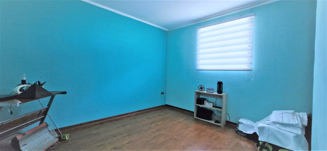 Parcela con casa y gran quincho en venta en Limache, 5.000 m2. - 125 M$
