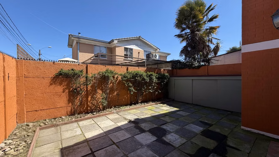 Arriendo casa 3D 2B + bodega y 2 estacionamientos | Bosques de San Francisco