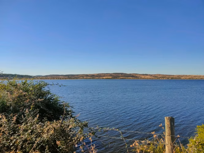 Parcela de 5.000 m² en venta con vista al Embalse Mallermo, Marchigüe