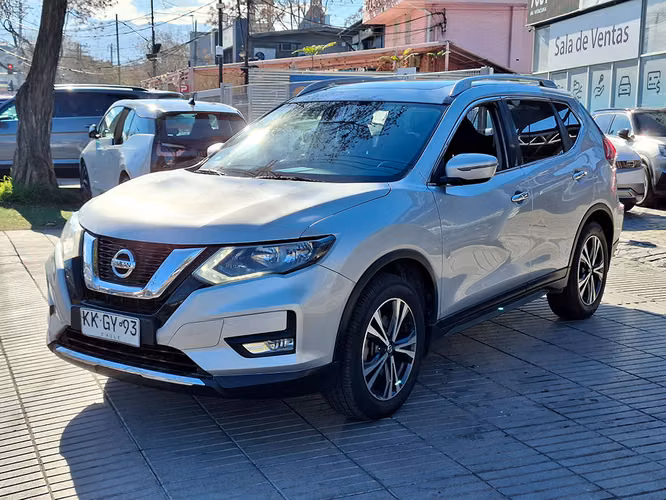 NISSAN X-TRAIL 2018