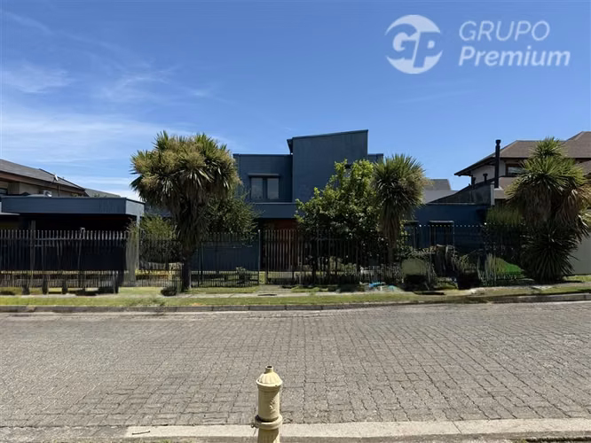 Casa en venta de 4 dorm. en Los Angeles - Imagen 3