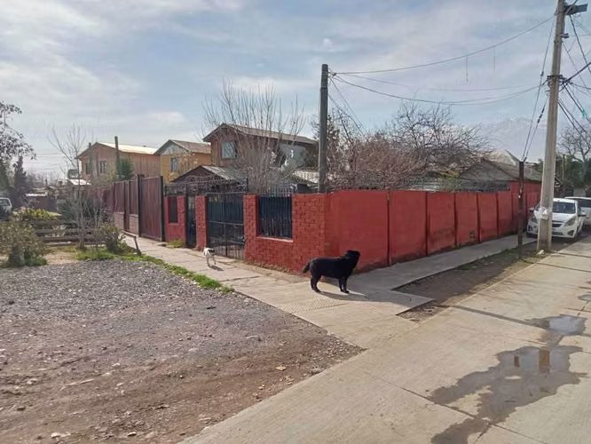 Casa La Florida: Gran Potencial de Remodelación (182100)