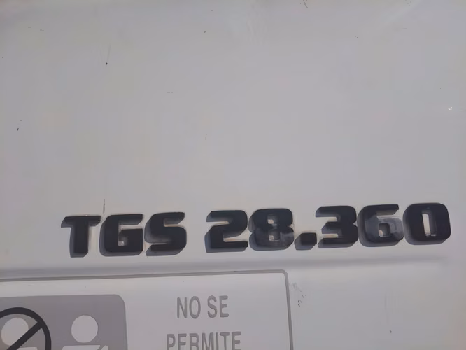 Tracto camion MAN modelo TGS28.360 6x2 - Imagen 10