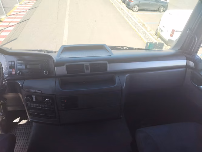 Tracto camion MAN modelo TGS28.360 6x2 - Imagen 14