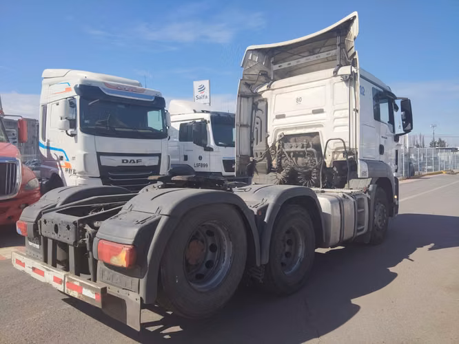 Tracto camion MAN modelo TGS28.360 6x2 - Imagen 4
