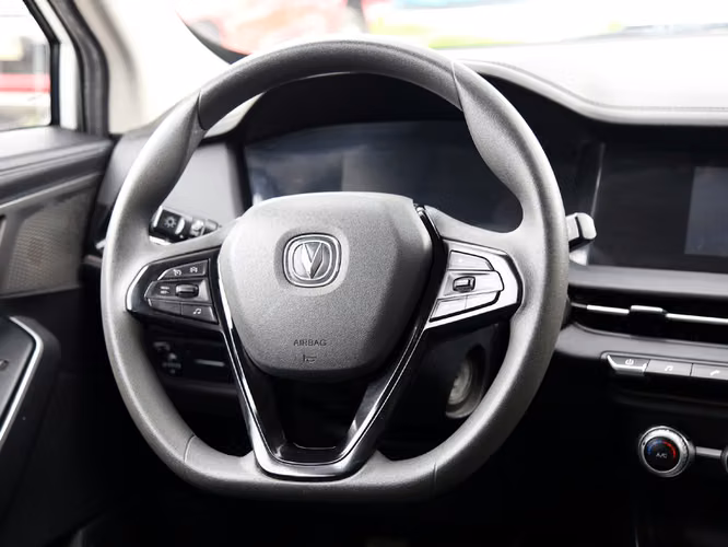 CHANGAN CS15 2022