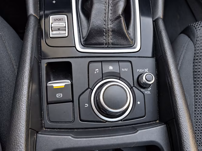 MAZDA 3 DOHC HB 2.0 AUT - 2019 | 4605 - Imagen 13