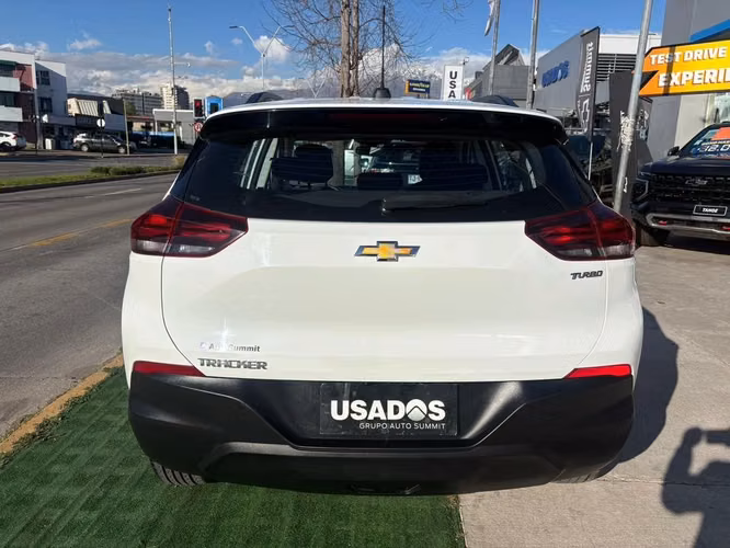 CHEVROLET TRACKER 2024