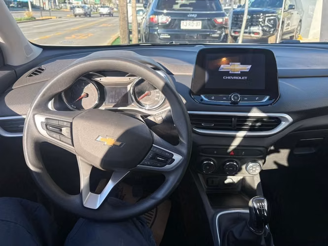 CHEVROLET TRACKER 2024