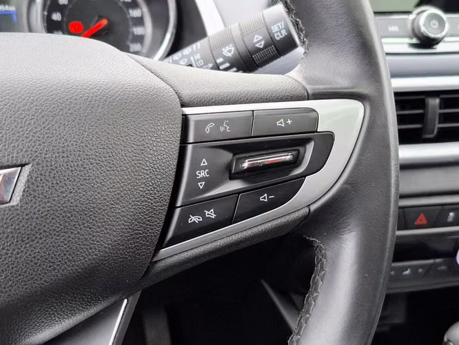 Chevrolet Tracker 1.2T PREMIER AT S 2025 - Imagen 12