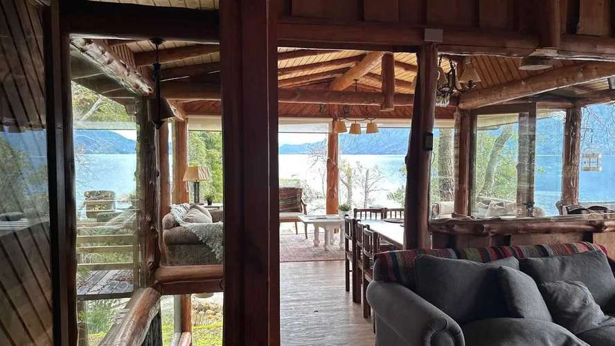 Mini-península con 180° de vista, cala propia (181586)