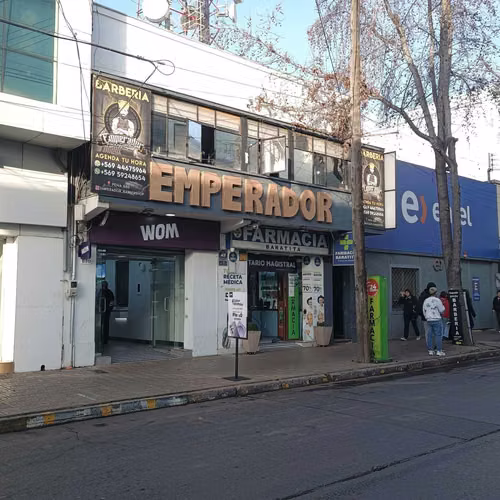 Local comercial Peña 668 (182139)