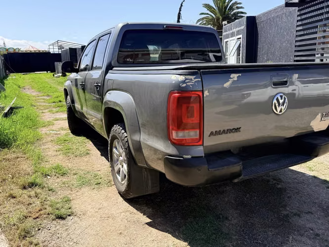 VOLKSWAGEN AMAROK HIGHLINE 4X4 2.0 2011 - Imagen 2
