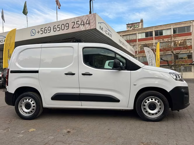 CITROEN BERLINGO BERLINGO 1.5 - 2024 | 4045 - Imagen 8