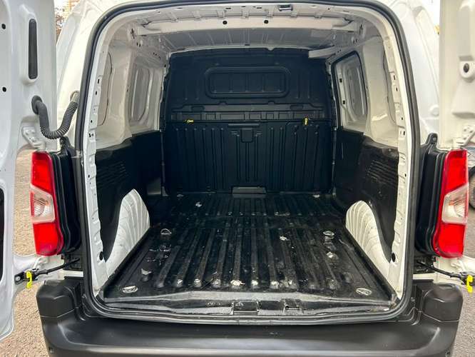CITROEN BERLINGO BERLINGO 1.5 - 2024 | 4045