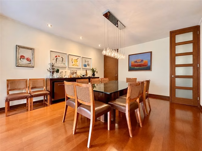 Casa en venta de 6 dorm. en Lo Barnechea - Imagen 6