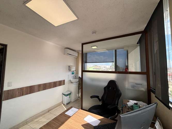 Venta Oficina Corporativa con Estacionamientos y Bodegas