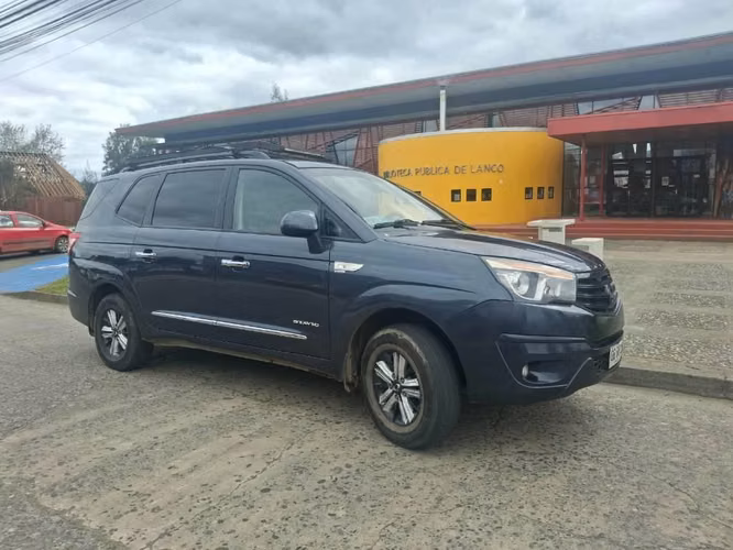 Vendo Ssangyong Stavic Diesel año 2014