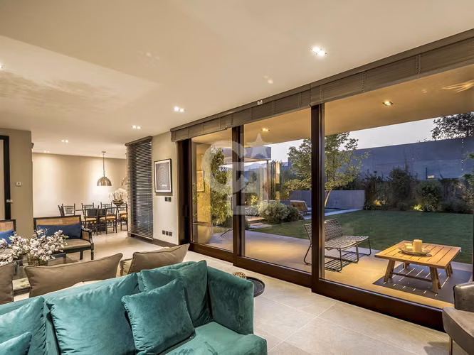 Casa Exclusivo Condominio Los Nogales del Cid - Imagen 5