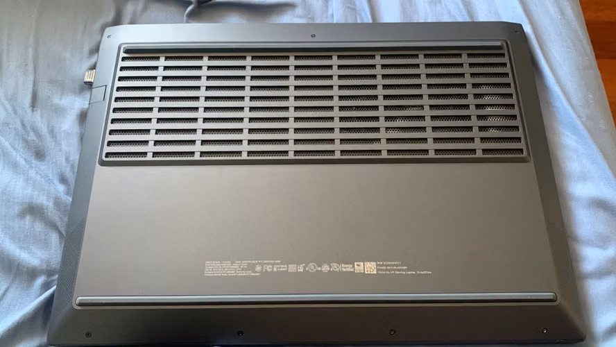 Notebook HP victus i5, 3060 6GB, 32 gb de ram y 144hz - Imagen 2