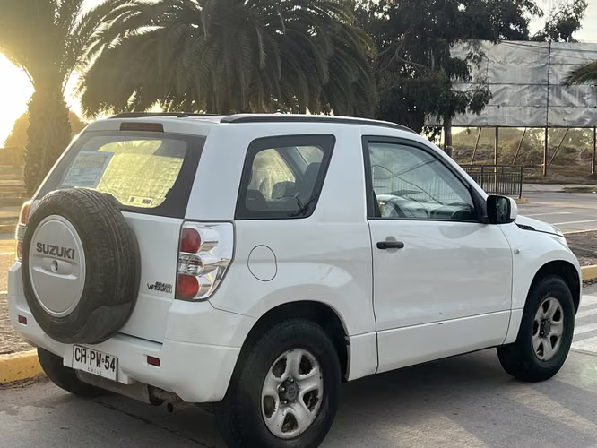 Suzuki Grand Vitara GLX 1.6 - Imagen 3