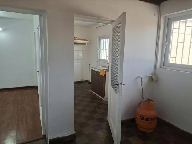 Se arrienda departamento con oficinas