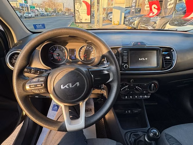 KIA SOLUTO 2023 - Imagen 9