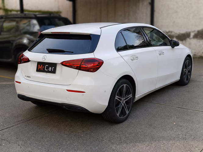 MERCEDES BENZ A 200 HB PROGRESSIVE 1.3 - 2025 | 4474 - Imagen 3
