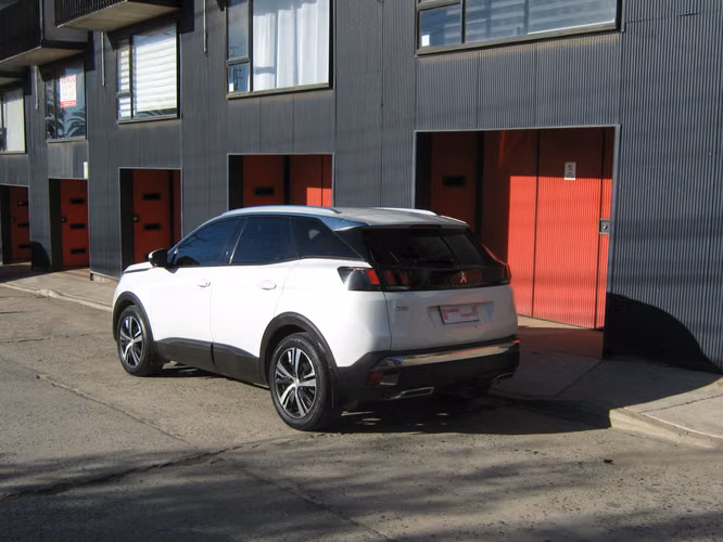 PEUGEOT 3008 ACTIVE BLUE HDI 1.5 2018 $ 11.990.000.- - Imagen 4