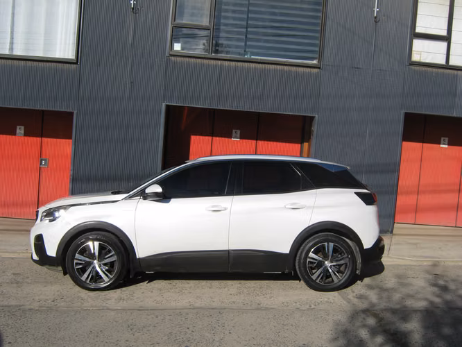 PEUGEOT 3008 ACTIVE BLUE HDI 1.5 2018 $ 11.990.000.- - Imagen 3