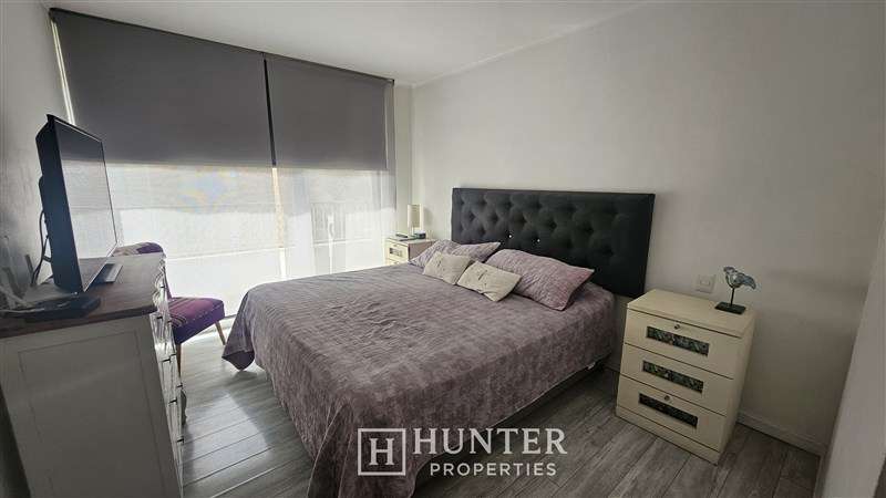 Dpto en venta en Las Condes gran parque 2D 2B + servicio