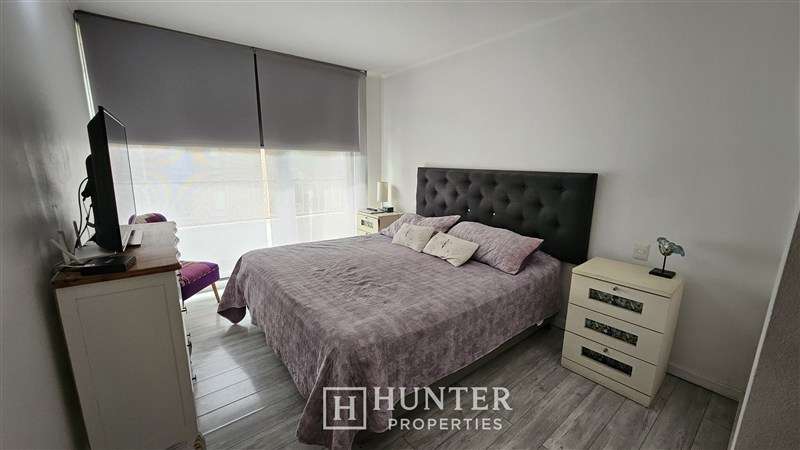 Dpto en venta en Las Condes gran parque 2D 2B + servicio