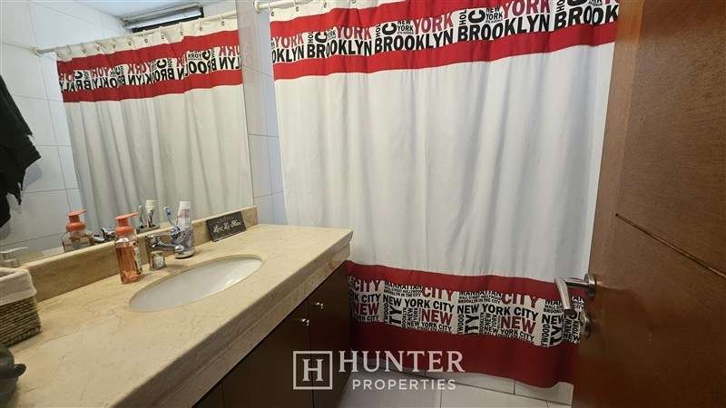 Dpto en venta en Las Condes gran parque 2D 2B + servicio