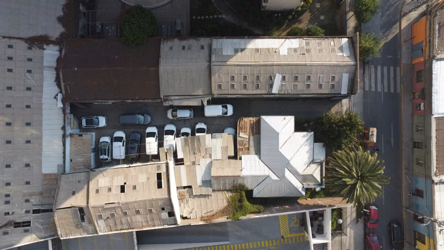 Oportunidad Gran Terreno Céntrico En Venta En Independencia - Imagen 2