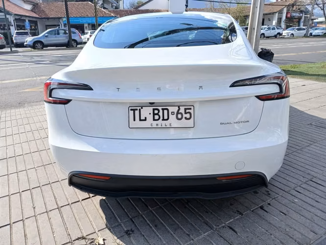 TESLA MODEL 3 2024 - Imagen 7