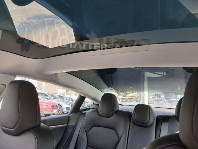 TESLA MODEL 3 2024 - Imagen 13