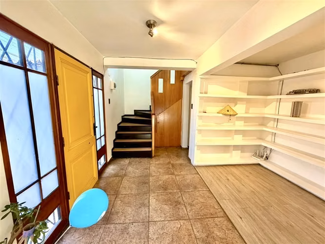 Amplia casa remodelada ,3D, 2B, Piscina, bodega , - Imagen 27