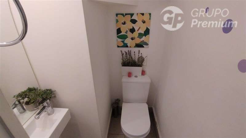 Casa en venta de 3 dorm. 3 baños microbarrio - Imagen 8