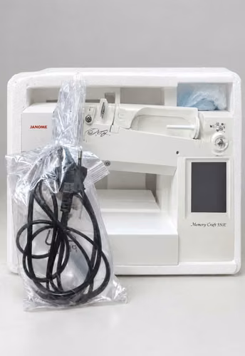 bordadora computarizada Janome Memory Craft 550E