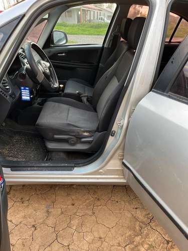 Suzuki sx4 - Imagen 4