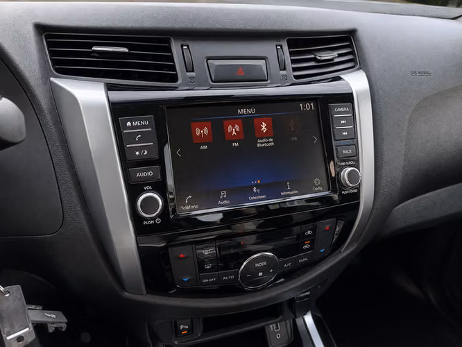 NISSAN NAVARA XE 4X2 2.3 - 2024 | 4533 - Imagen 16
